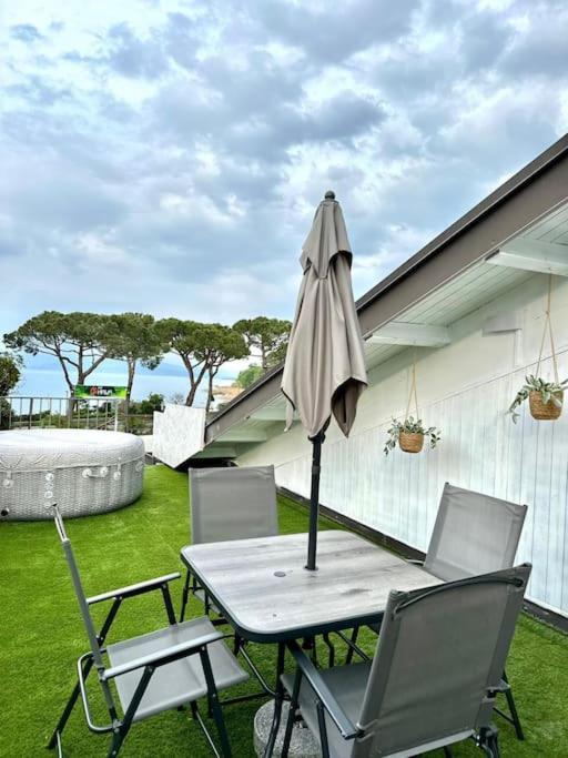 Madai Maua Appartament Desenzano del Garda Exteriör bild