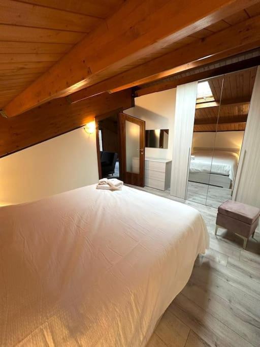Madai Maua Appartament Desenzano del Garda Exteriör bild